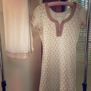 Indian Suit Kameez + Chunni